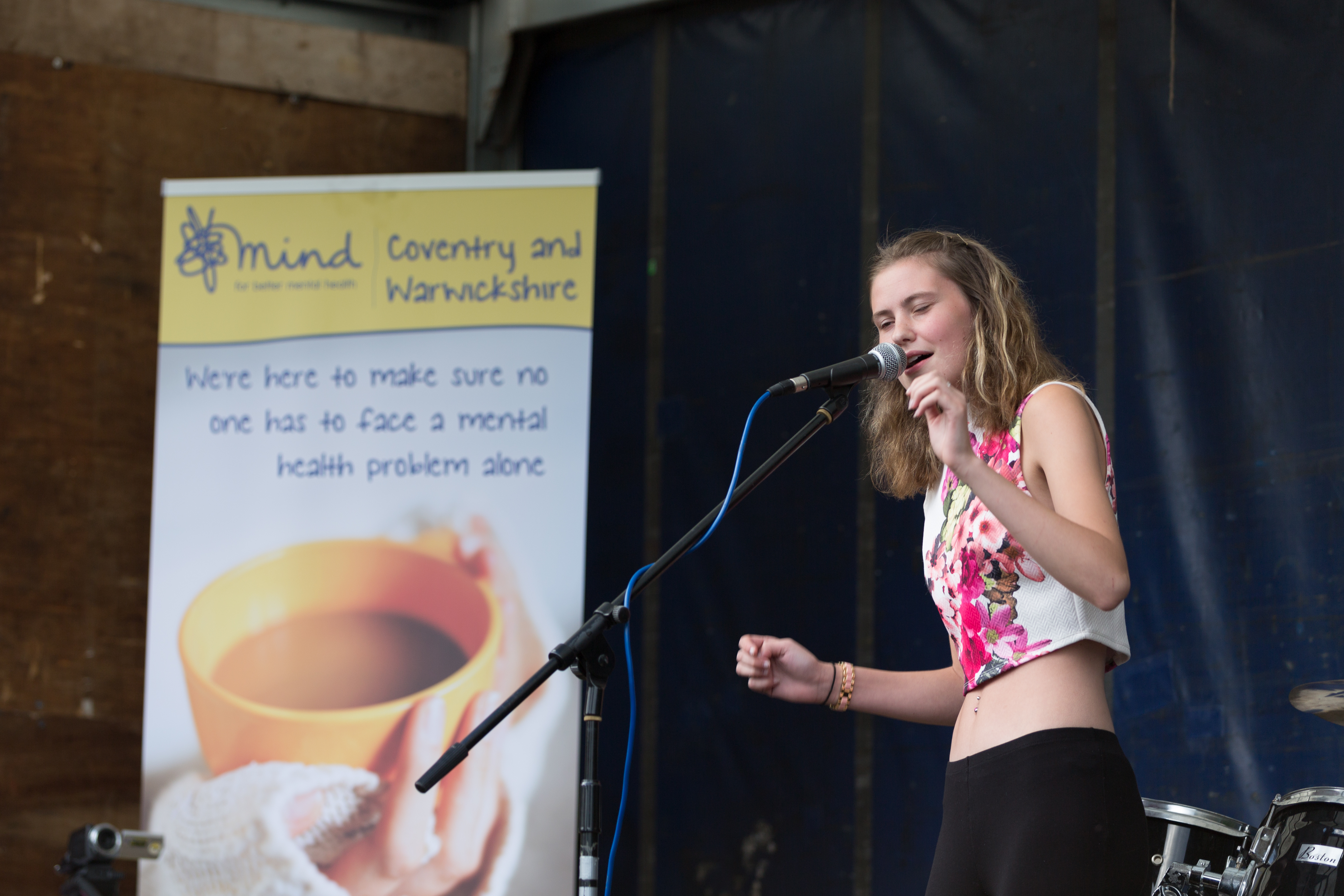 Kiaya Lyons, stage at Crownfest 2016, just a girl and her guitar, acoustic performer, coventry, charity gig