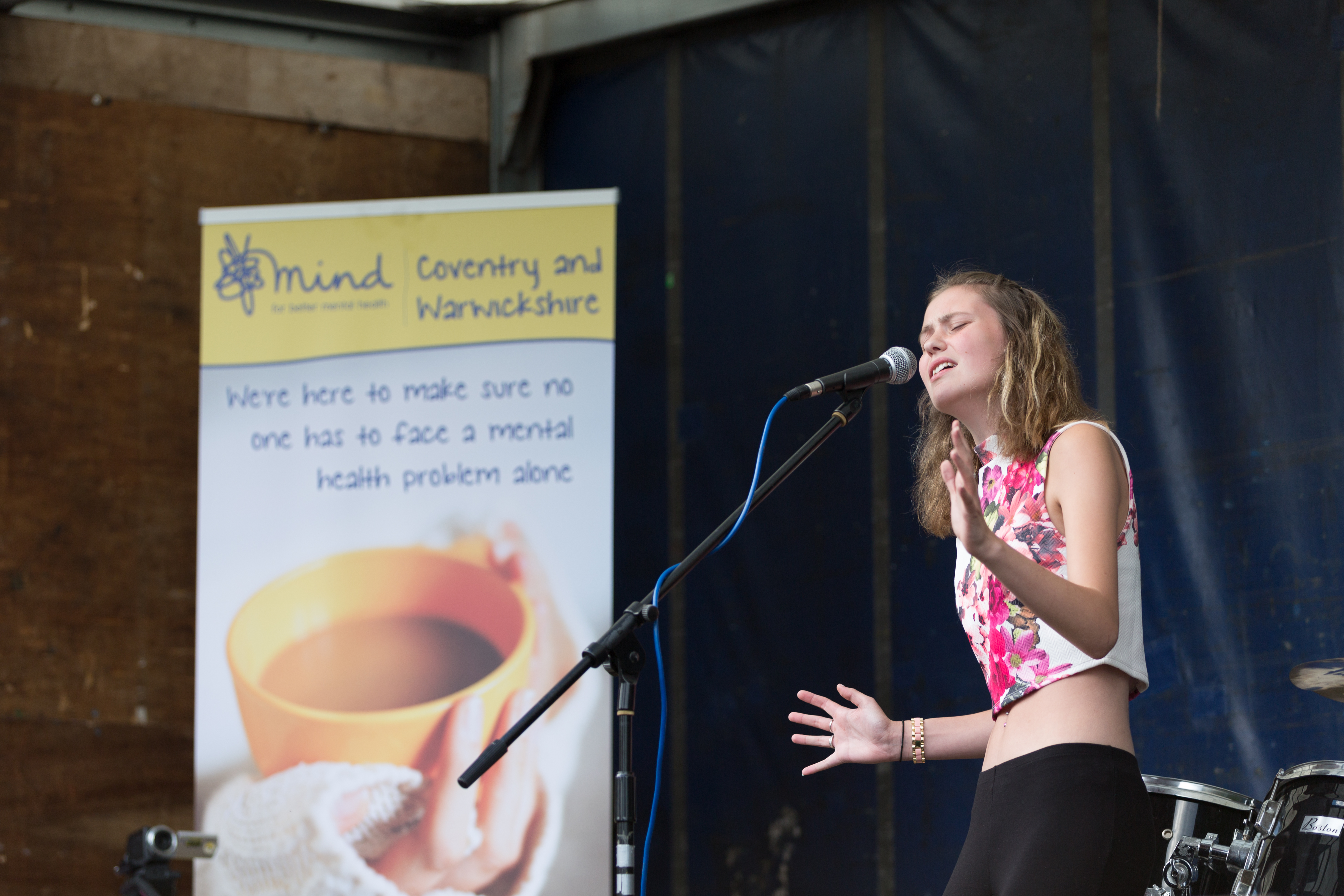 Kiaya Lyons, stage at Crownfest 2016, just a girl and her guitar, acoustic performer, coventry, charity gig